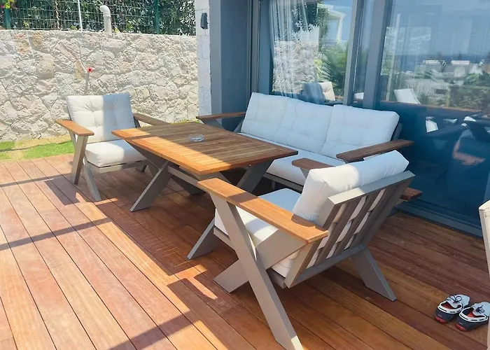 Bodrum Havuzlu Lueks غوندوغان
