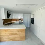 Bodrum Havuzlu Lueks 빌라 *