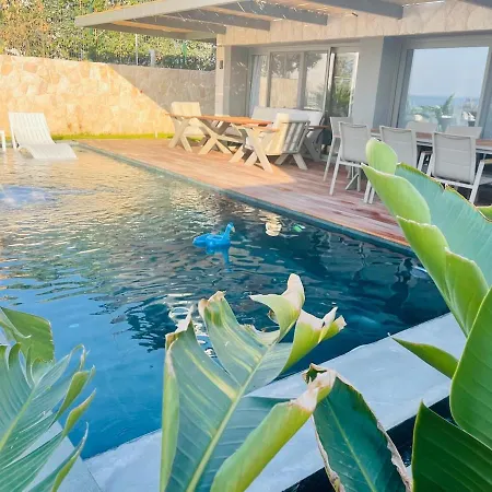 Bodrum Havuzlu Lueks فيلة *